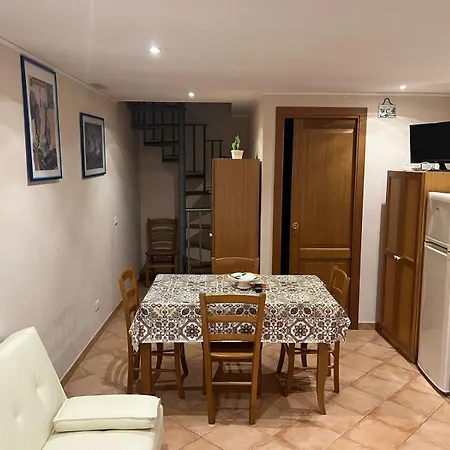 Gioeni House Holiday home *