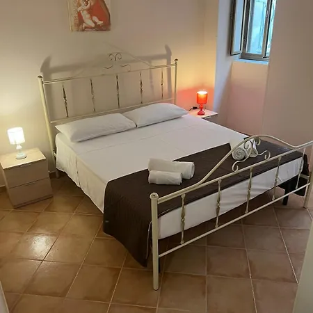 Holiday home Gioeni House