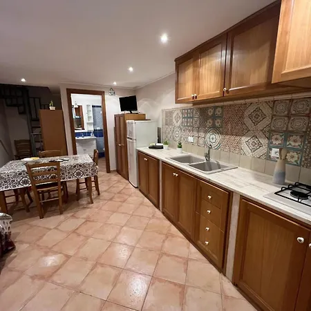 Gioeni House *