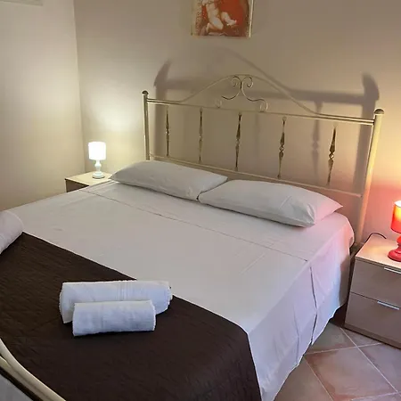 Gioeni House Holiday home *