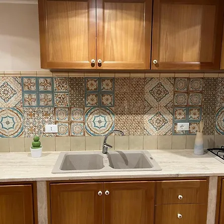 Gioeni House * Cefalu