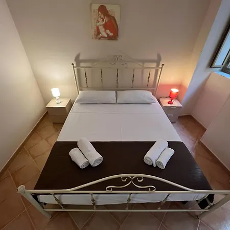 Holiday home Gioeni House